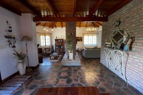 ded41b82-2cf5-4e5a-b6f6-249333bba76f