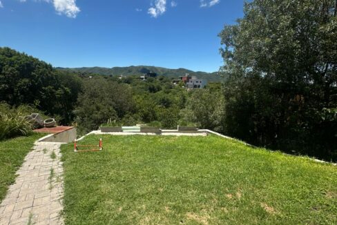 0799562c-504e-4c48-82b8-58fa5ac9c80f