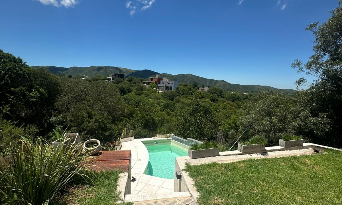 ac36e630-411a-42f8-911a-3fa2cadeac27