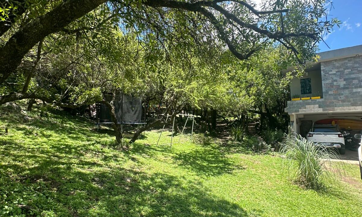 bff42990-8d07-4140-bb57-28022cba6c5f