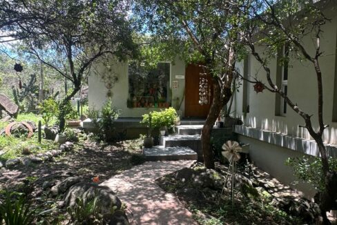 dee8b81e-378e-48cd-8e17-d1f53d7957ed