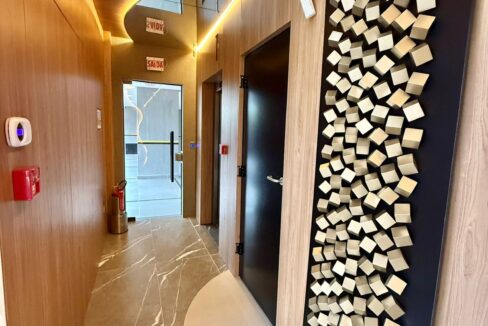 031c94e1-18c4-43ab-a1d6-8c91c4f8c895