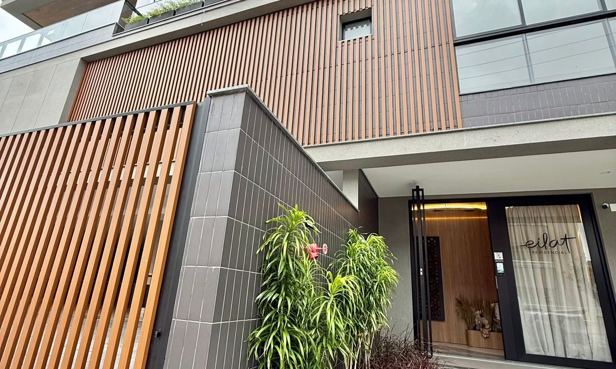 2ab1ff47-8f3f-4428-b2bd-33bfe1d983e5