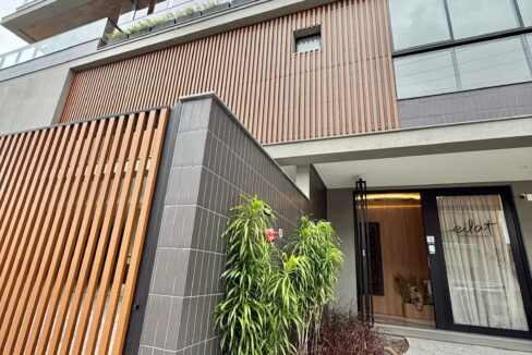 2ab1ff47-8f3f-4428-b2bd-33bfe1d983e5