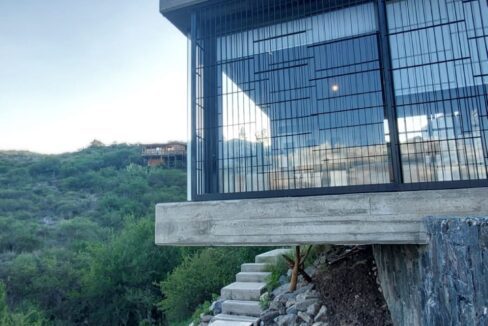 5e848b1a-424b-434f-87d2-7681b91b754e