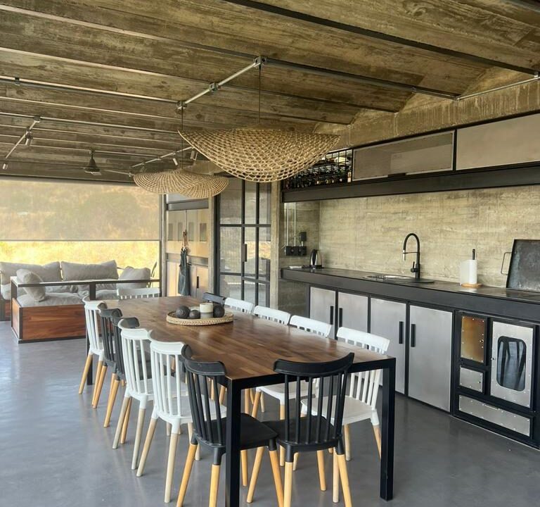 86b90745-a0b6-49a8-a47a-3974a73049a2