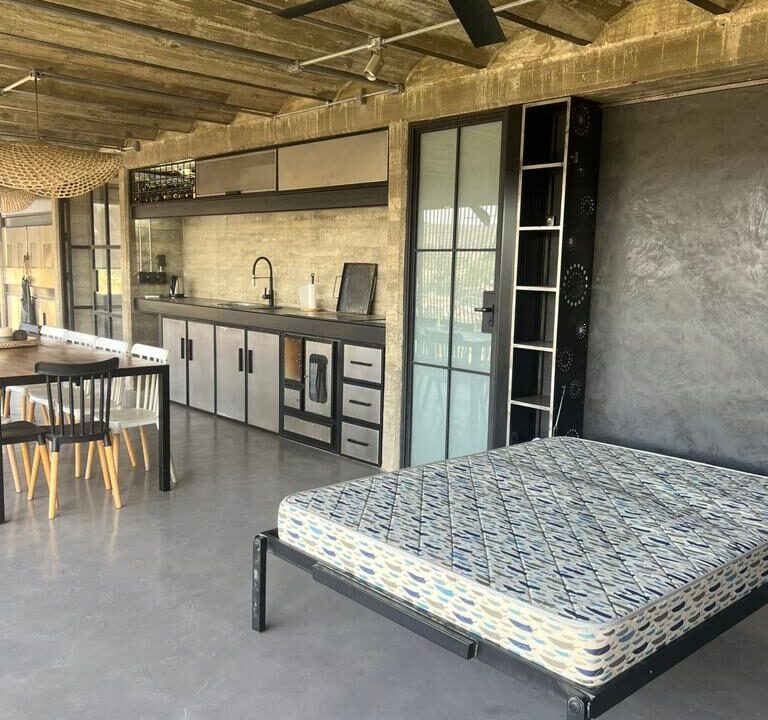 c0b968de-d909-4055-98f6-11fb0e1df657