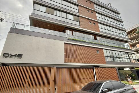 f18bc3ff-d17b-48b0-851f-cb88de9e689b