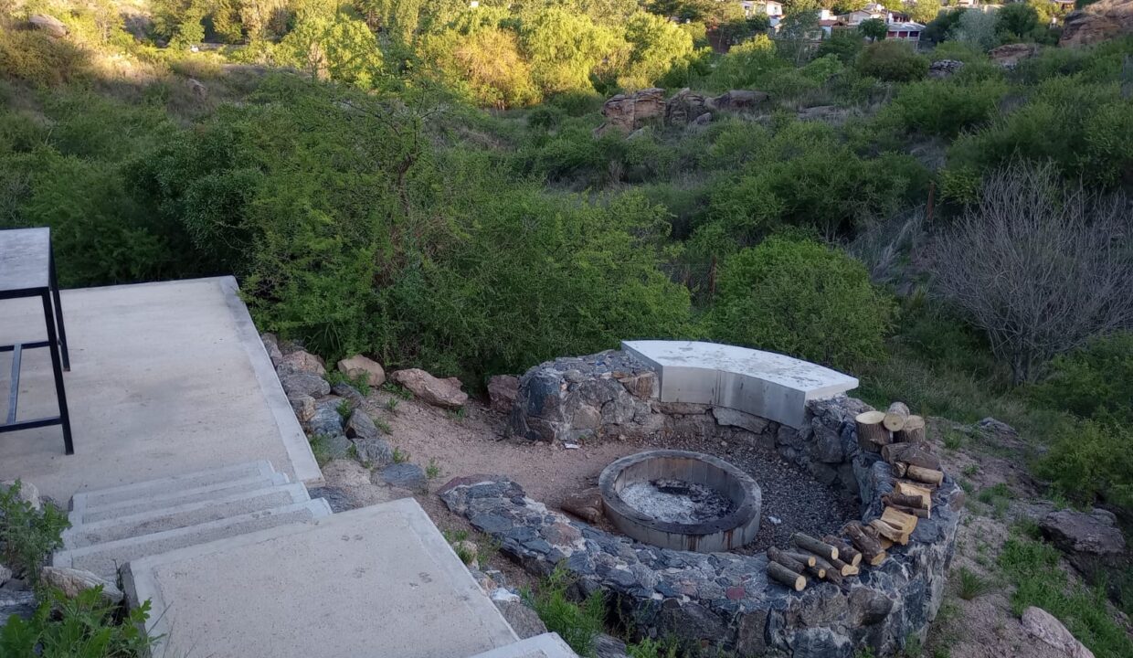 f4659c18-fd05-417e-80b5-2fdf1e15bc33