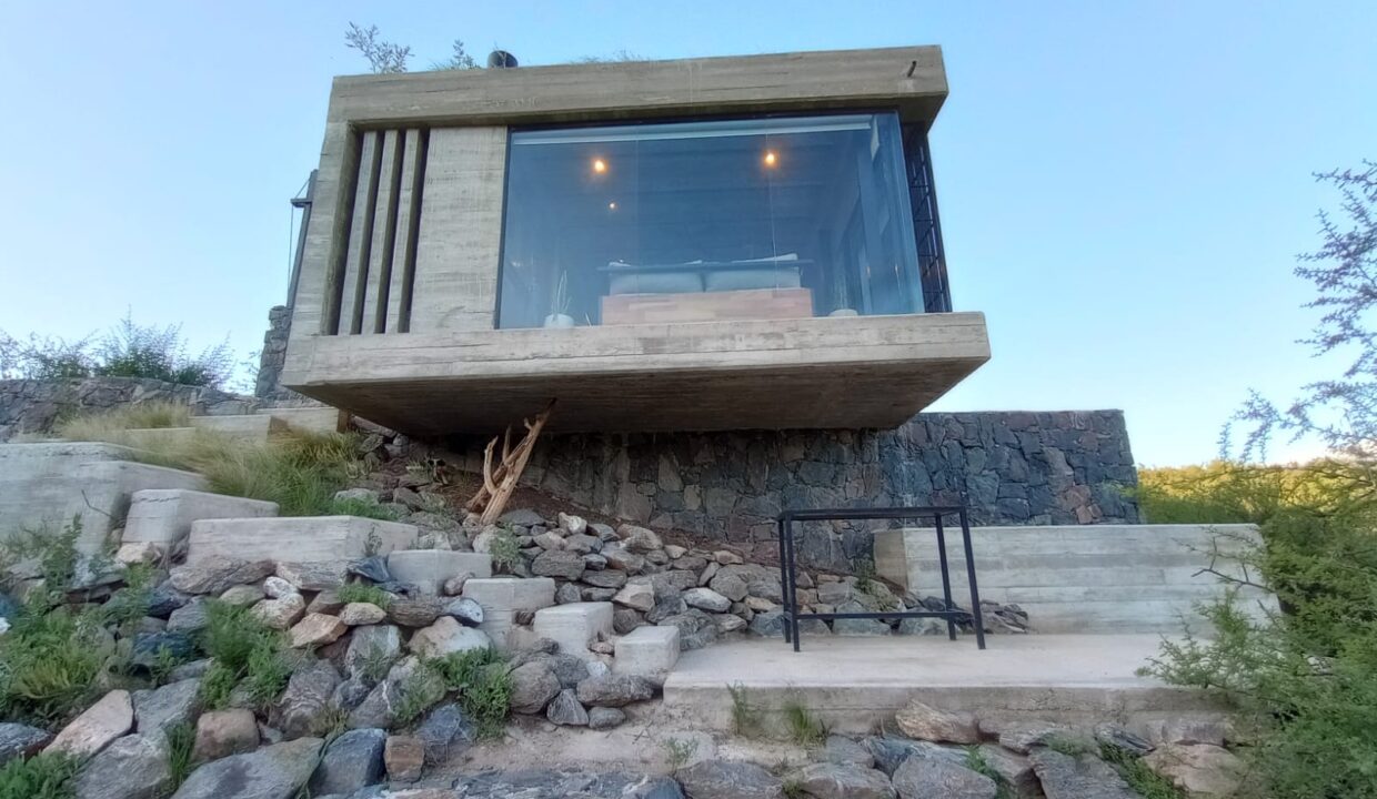 fd57cf3f-8b97-4c48-81b1-174259259204