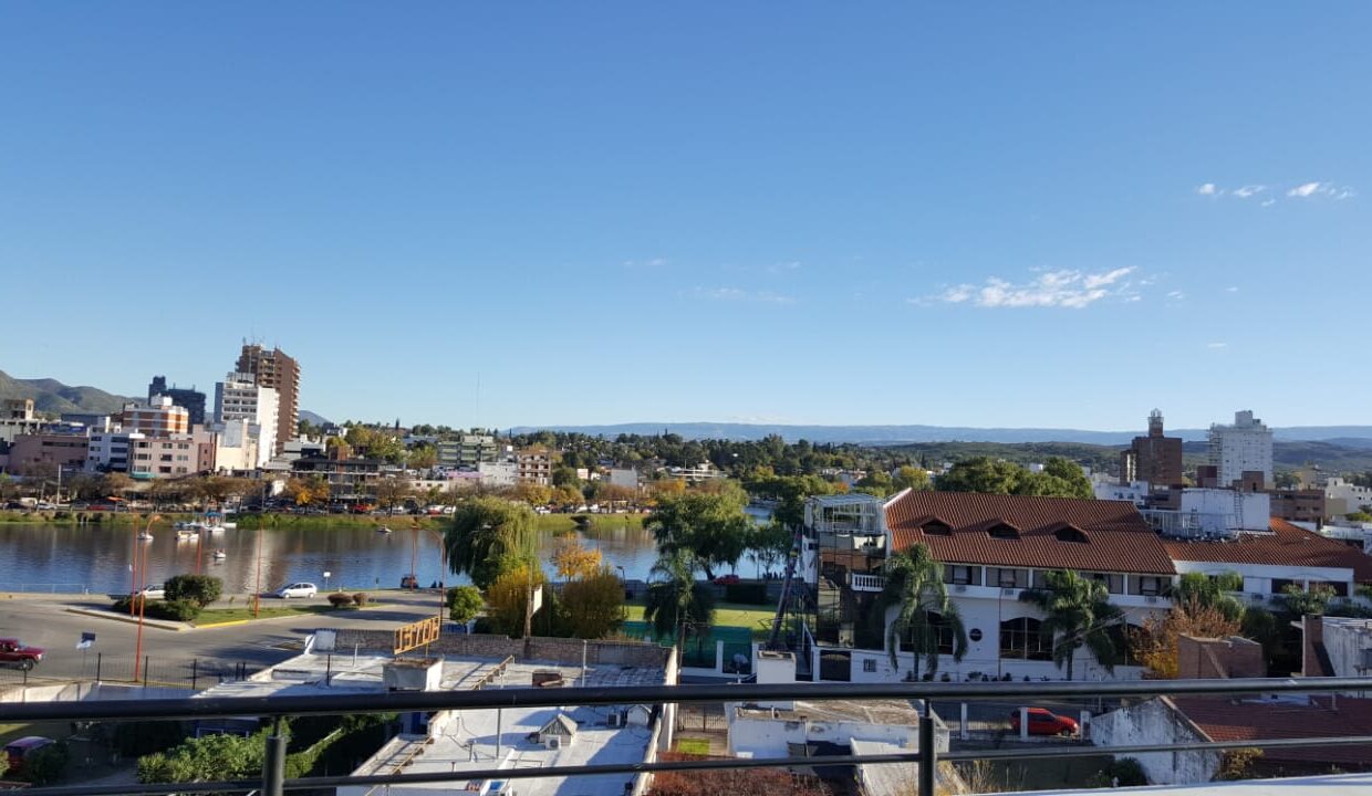 0ddb1a0a-815a-4243-95c7-6b5b1e363451