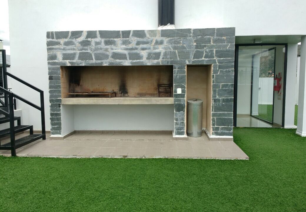 2f9c14bf-718b-494a-a83c-160d37ae6187