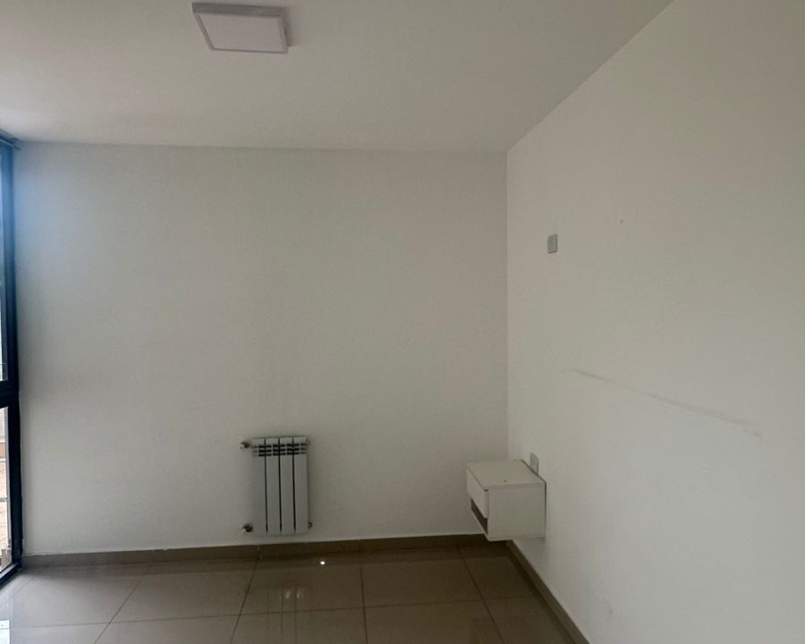 50f3d20b-70d2-4394-90b6-036f68667fdb