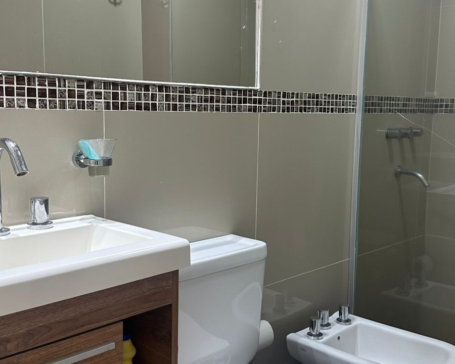 b3a6927c-e805-45a6-8b80-8789da06c51b