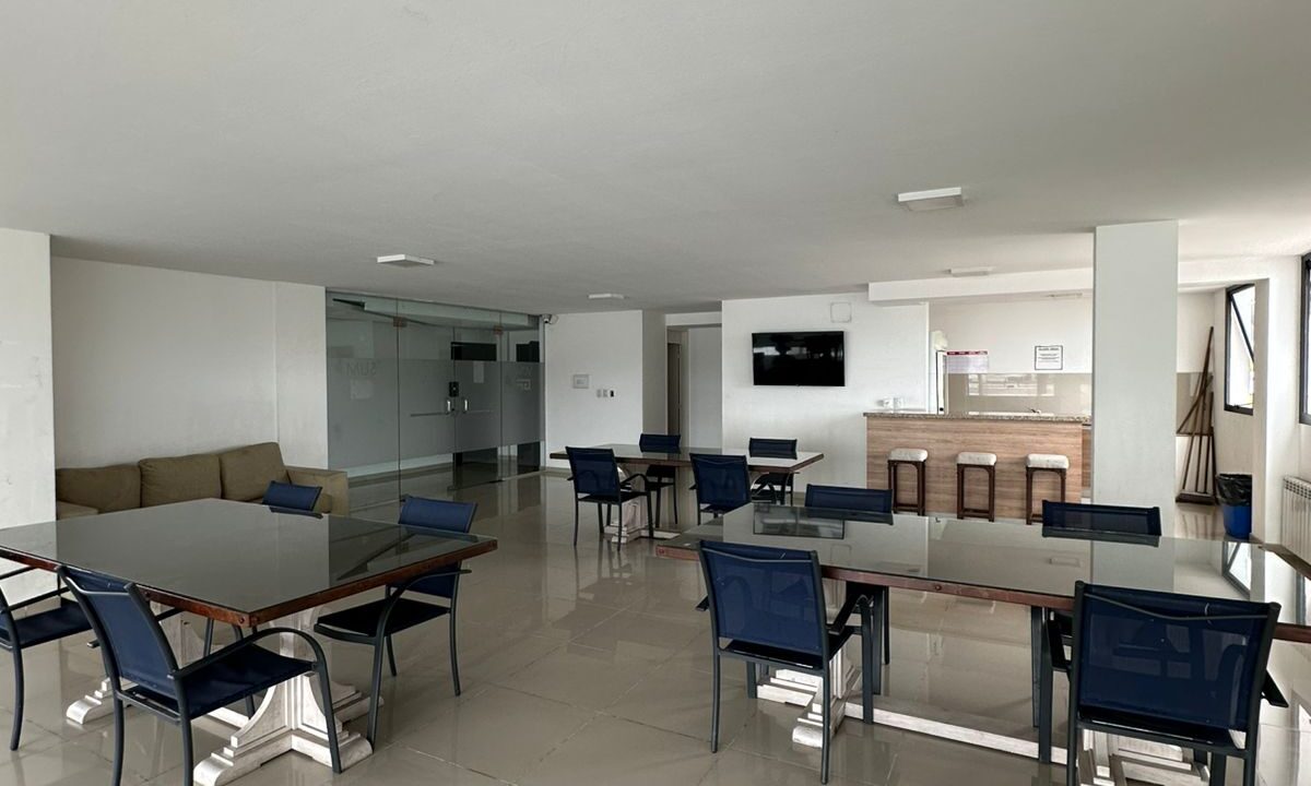 b7834019-59e6-4099-9180-c9034836a4d7