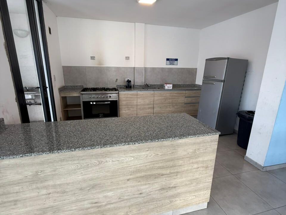 d9eaa6bd-f210-40ef-bbeb-3b5b802729bb