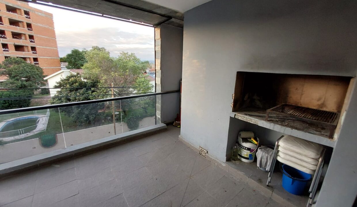 db233833-1155-4713-bbcb-3a6d7c0e2cb9