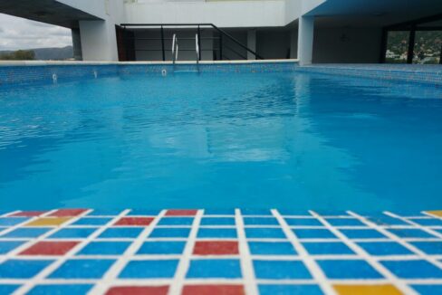 e92b8348-7a87-4965-bb98-117e4963ce67