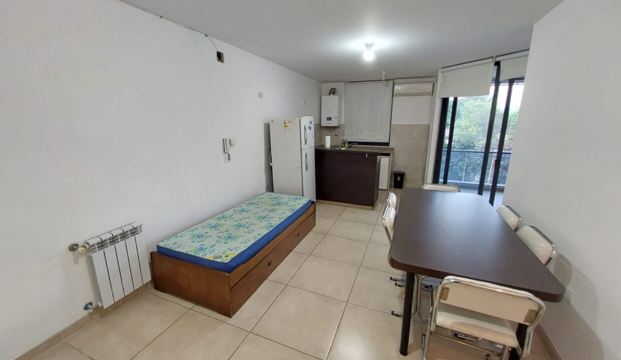 f479a8e6-263a-47d2-821c-3af0fb422328