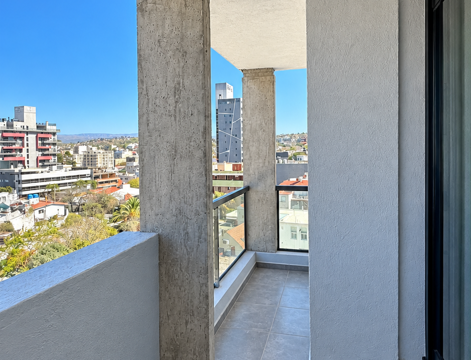 Terraza urbana con vistas al skyline