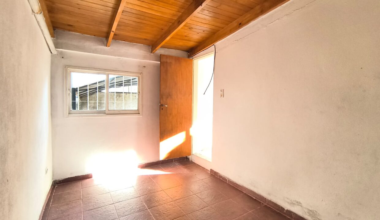 6a7921f5-4bd9-4931-95e1-3102a1c9457b