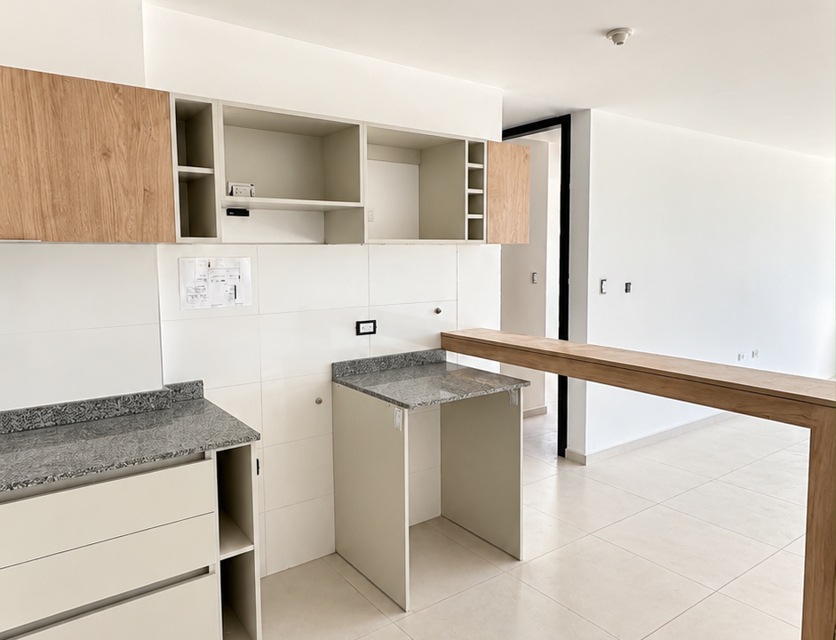 Cocina minimalista moderna en tonos claros